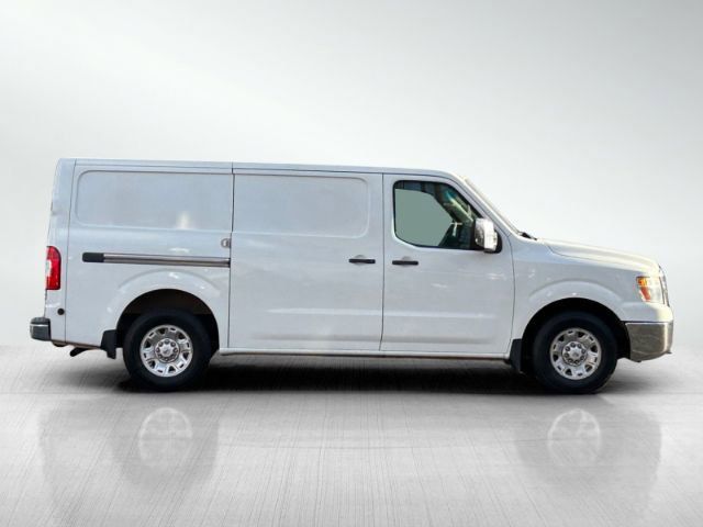 2013 Nissan NV SV