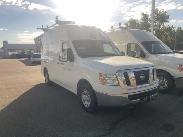 2013 Nissan NV SV