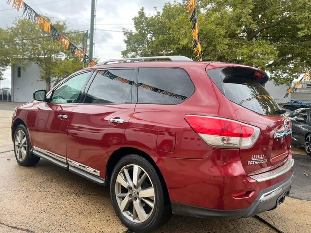 2013 Nissan Pathfinder Platinum