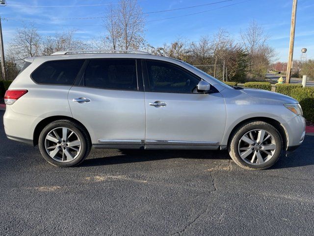 2013 Nissan Pathfinder Platinum