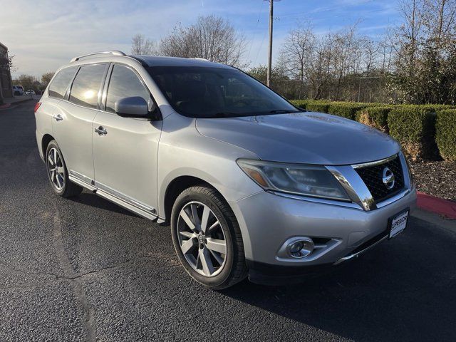 2013 Nissan Pathfinder Platinum