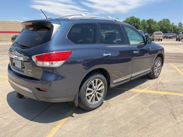 2013 Nissan Pathfinder SL