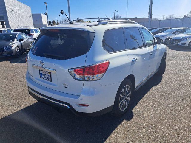 2013 Nissan Pathfinder SL