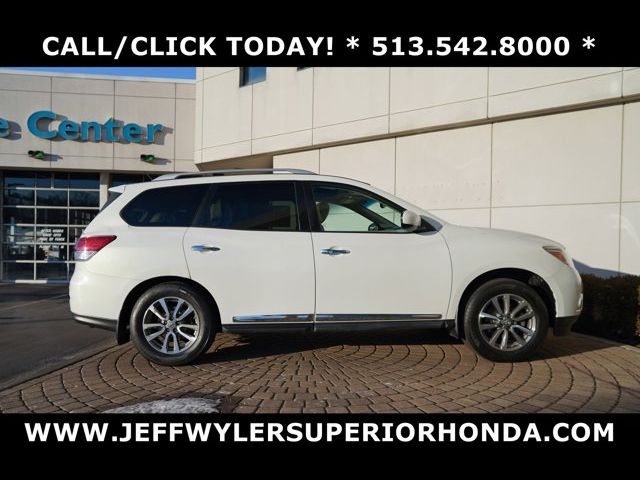 2013 Nissan Pathfinder SL