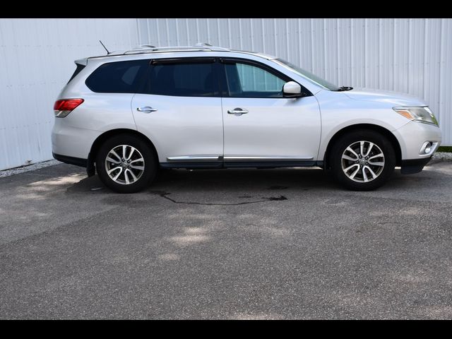 2013 Nissan Pathfinder SL