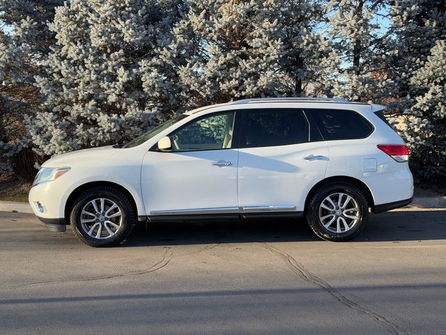 2013 Nissan Pathfinder SL