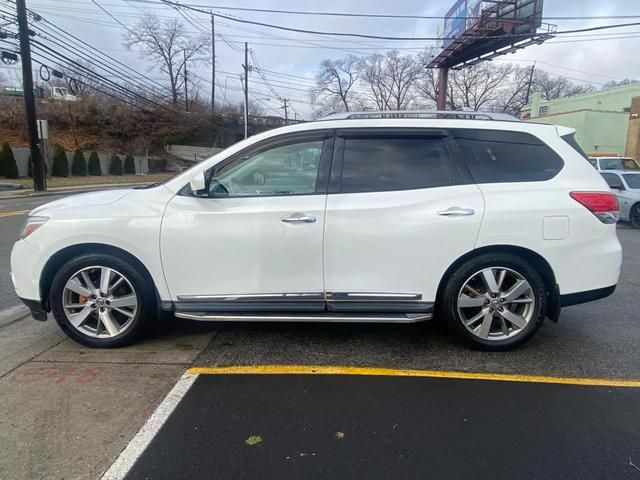 2013 Nissan Pathfinder Platinum