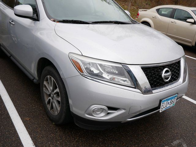 2013 Nissan Pathfinder SV