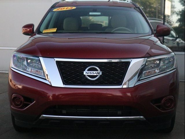 2013 Nissan Pathfinder SV