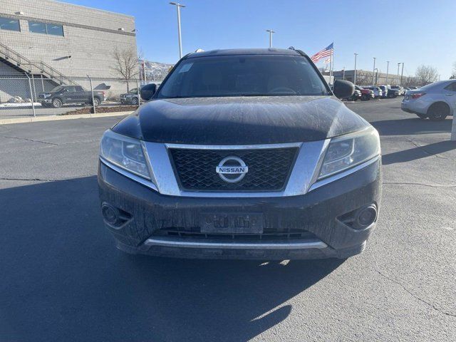 2013 Nissan Pathfinder SV