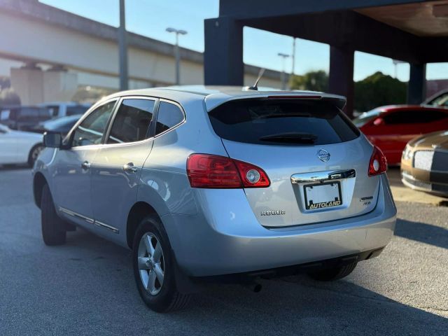 2013 Nissan Rogue S