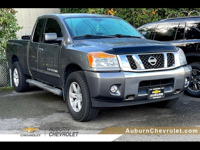 2013 Nissan Titan SV