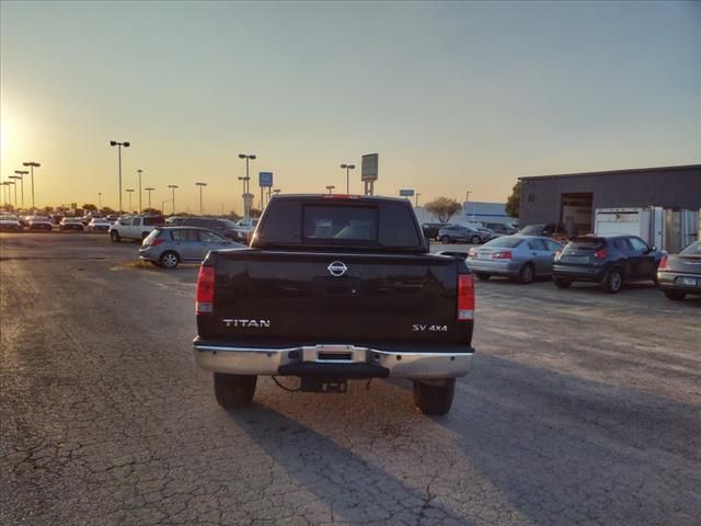 2013 Nissan Titan SV