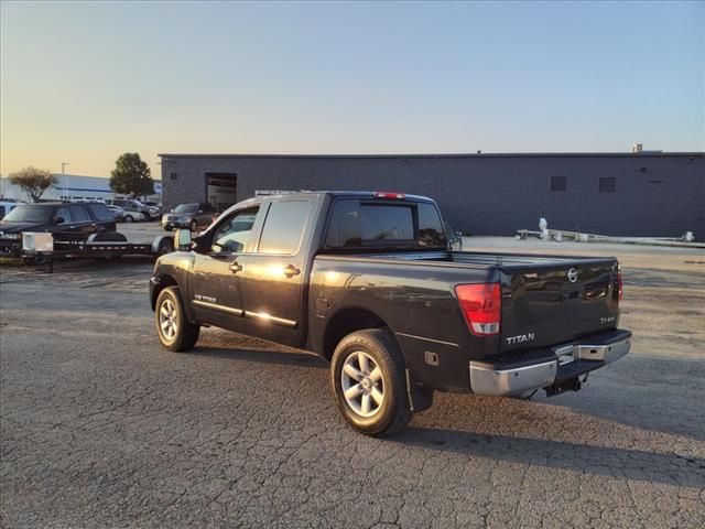 2013 Nissan Titan SV