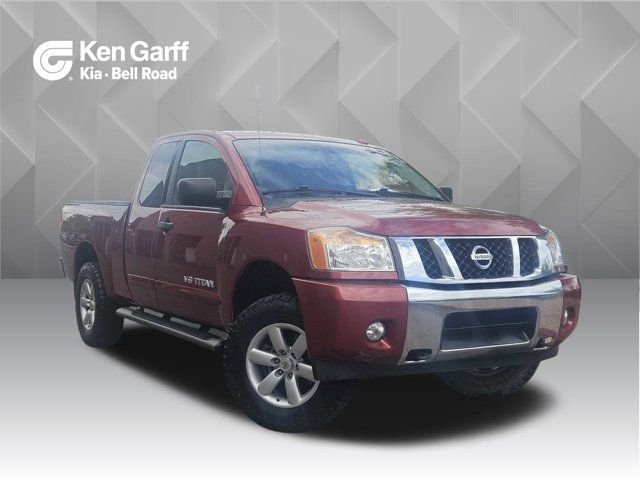 2013 Nissan Titan SV