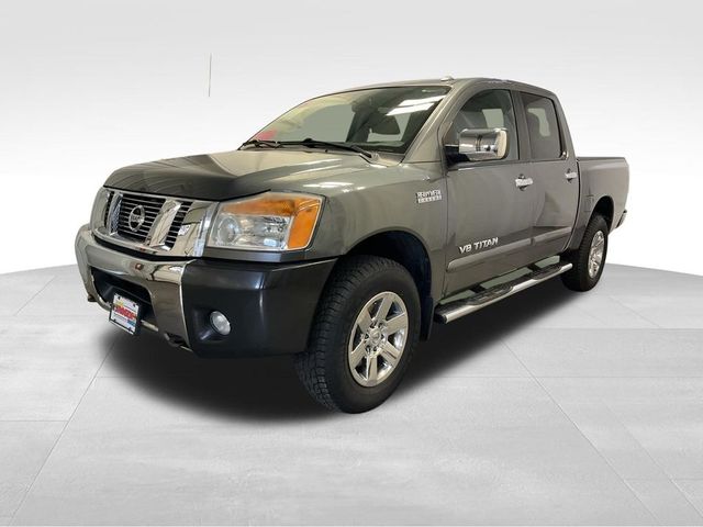 2013 Nissan Titan SV