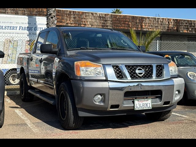 2013 Nissan Titan SV