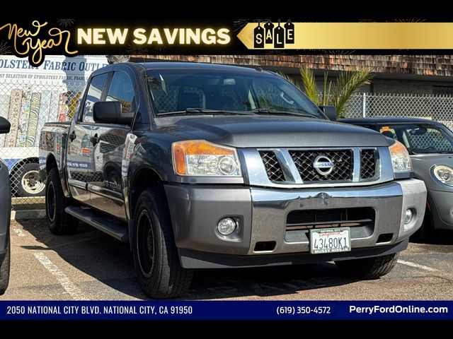 2013 Nissan Titan SV