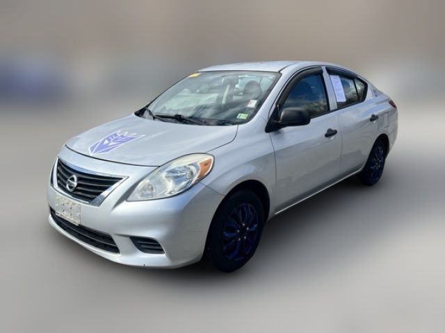 2013 Nissan Versa S