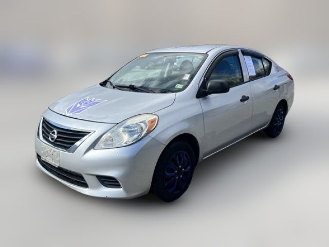 2013 Nissan Versa S