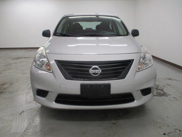 2013 Nissan Versa S