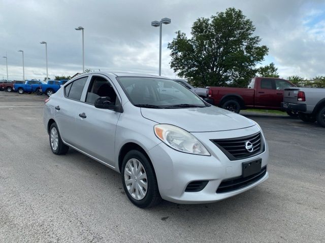 2013 Nissan Versa S