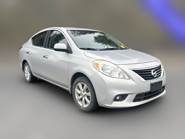 2013 Nissan Versa SL