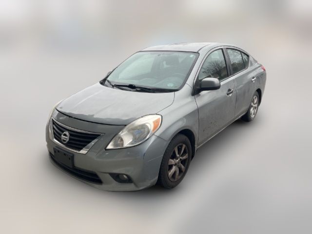 2013 Nissan Versa SL