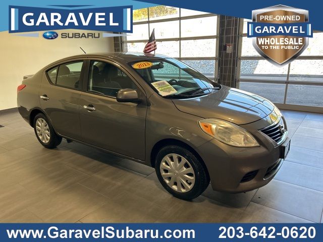 2013 Nissan Versa SV