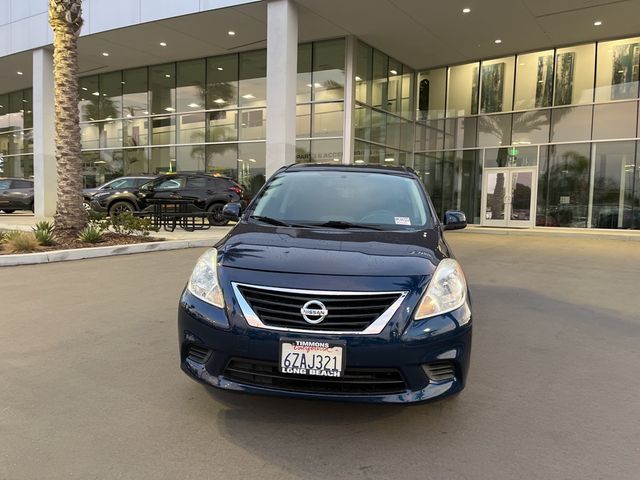 2013 Nissan Versa SV