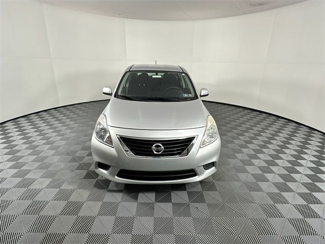 2013 Nissan Versa SV