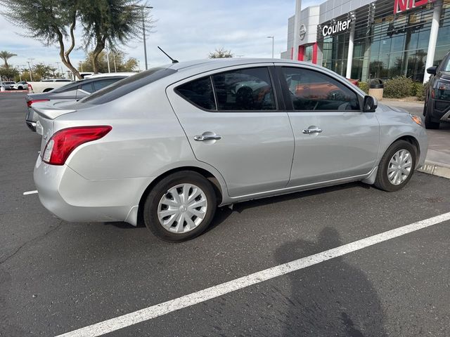 2013 Nissan Versa SV