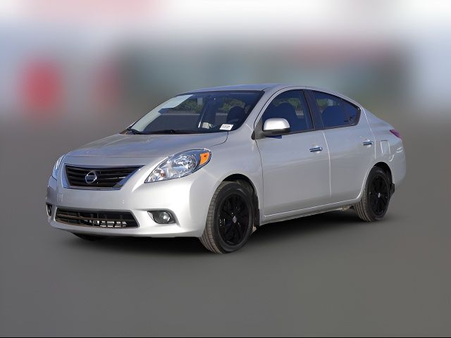 2013 Nissan Versa SV