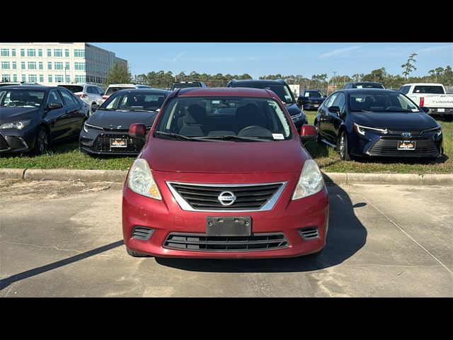 2013 Nissan Versa SV