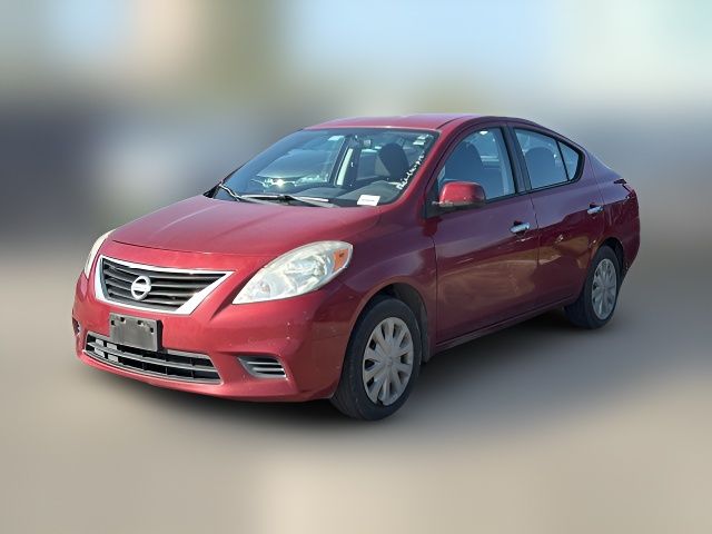 2013 Nissan Versa SV