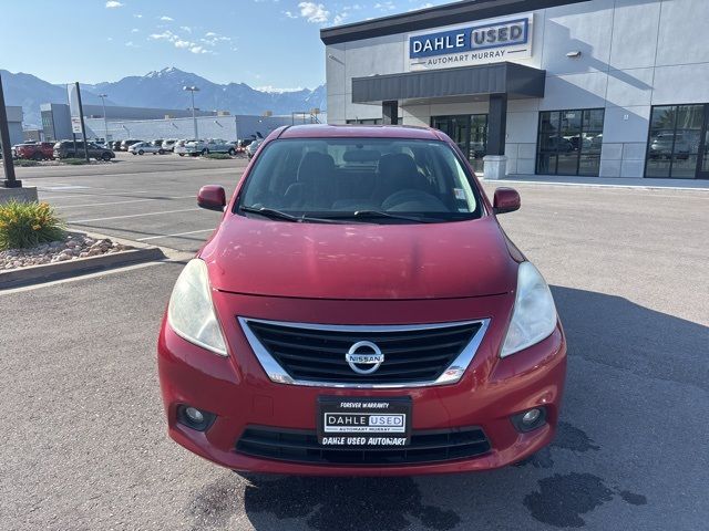 2013 Nissan Versa SV
