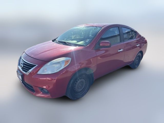 2013 Nissan Versa SV