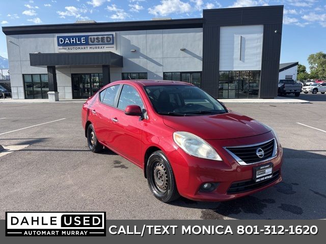 2013 Nissan Versa SV