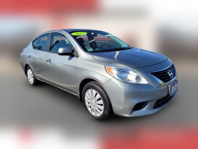 2013 Nissan Versa SV