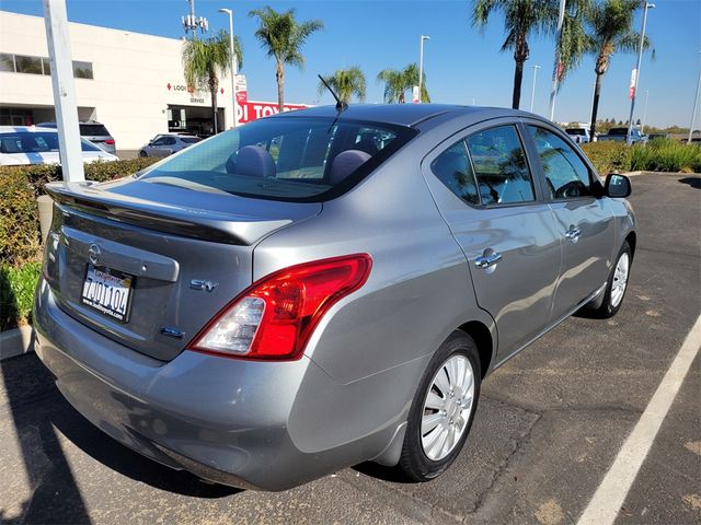 2013 Nissan Versa SV