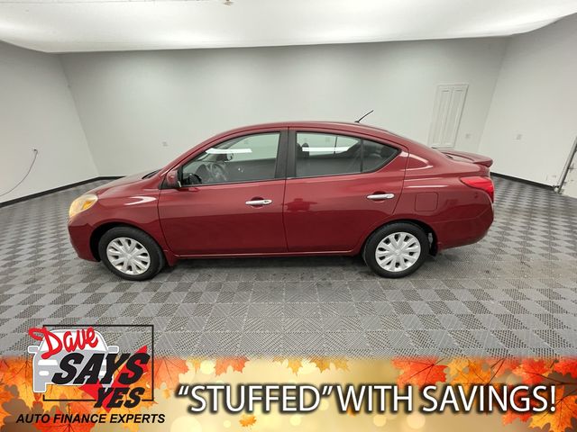 2013 Nissan Versa SV