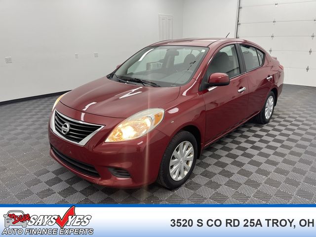 2013 Nissan Versa SV