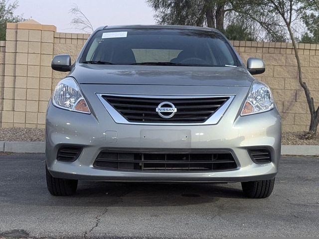 2013 Nissan Versa SV
