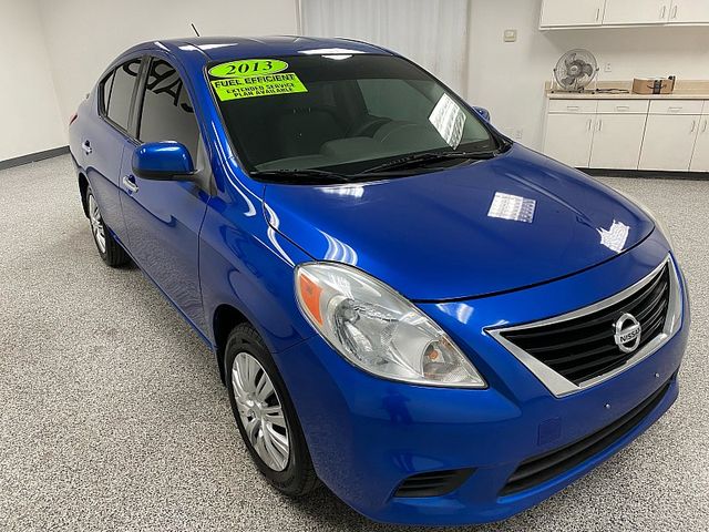 2013 Nissan Versa SV