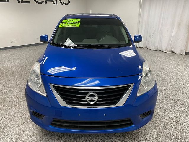 2013 Nissan Versa SV