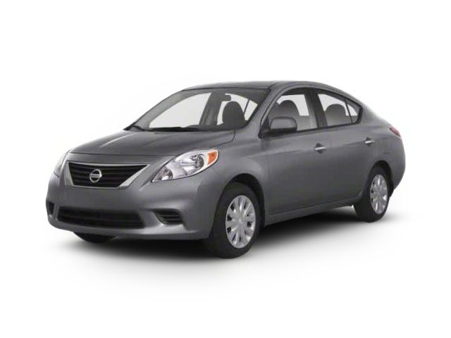 2013 Nissan Versa S