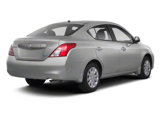 2013 Nissan Versa S