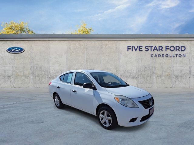 2013 Nissan Versa S