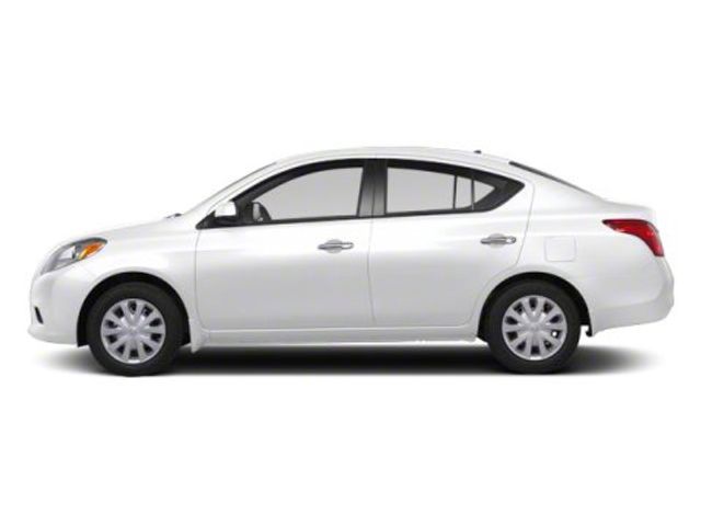 2013 Nissan Versa S