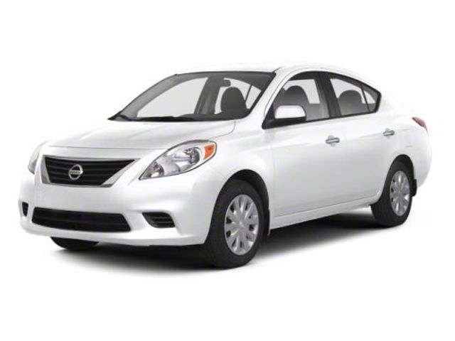 2013 Nissan Versa S